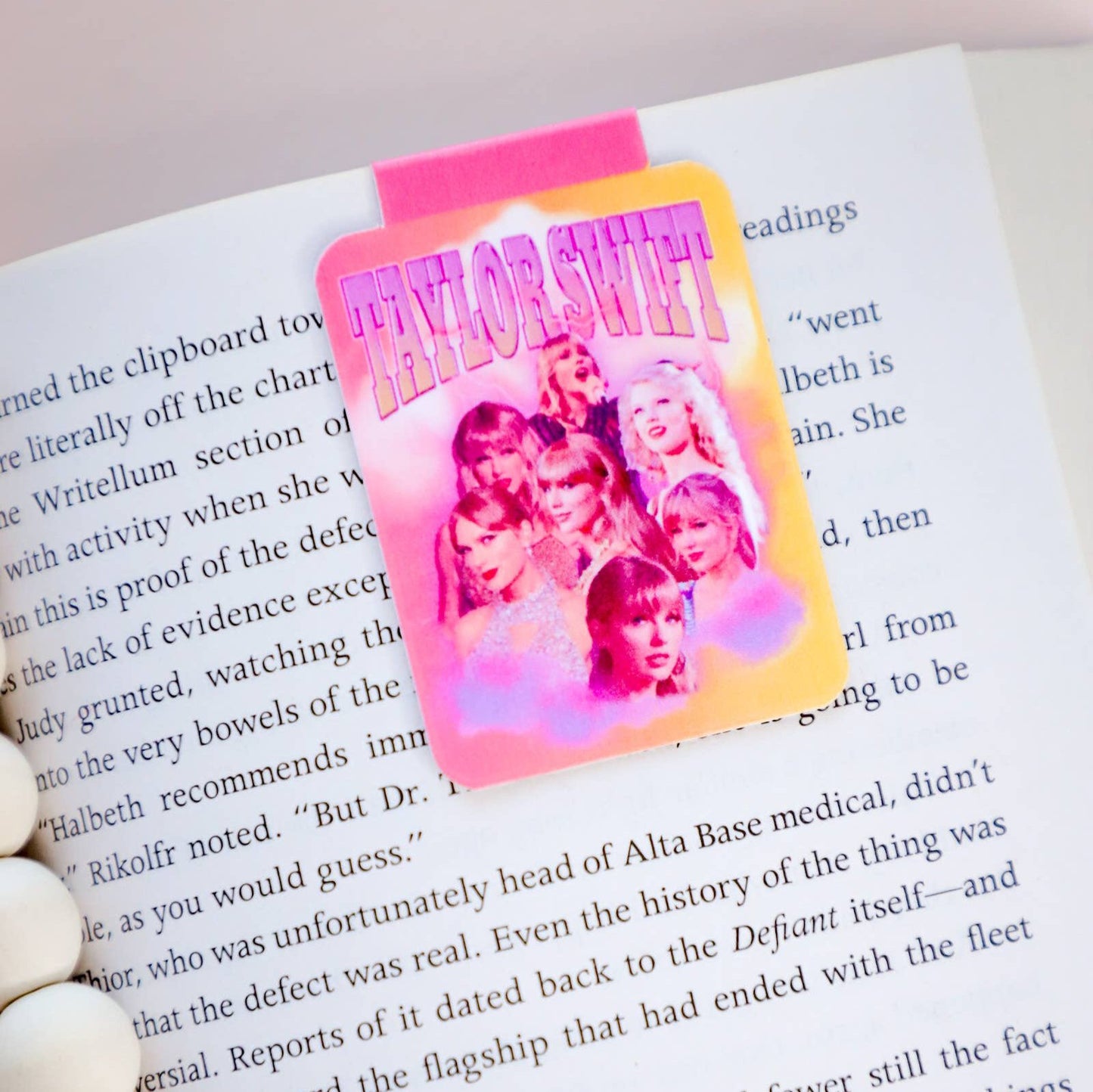 Taylor Swift Magnetic Bookmark